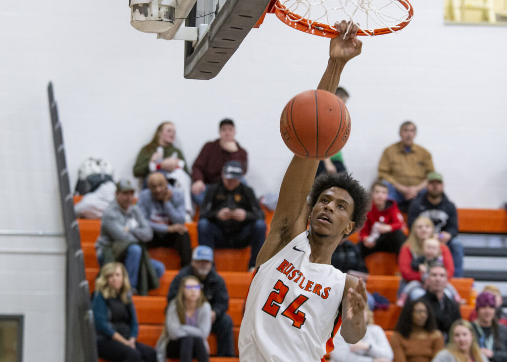 Jerroda Briscoe dunks the ball for CWC